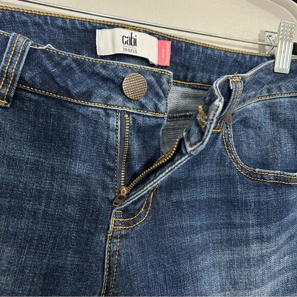 Cabi Slim Boyfriend Jeans Distressed Style #5695 Size 4 - Picture 5 of 10